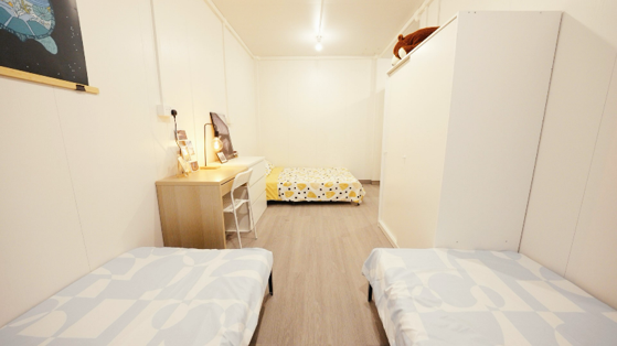 Show Flat of 3-4 Persons Unit